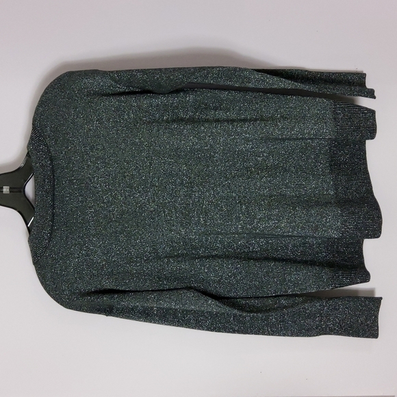 Gap black & Silver Sweater - Picture 3 of 3